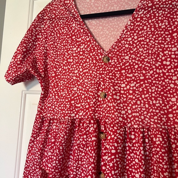 Small Amazon no brand v neck dress with pockets short sleeve buttons - Picture 4 of 10